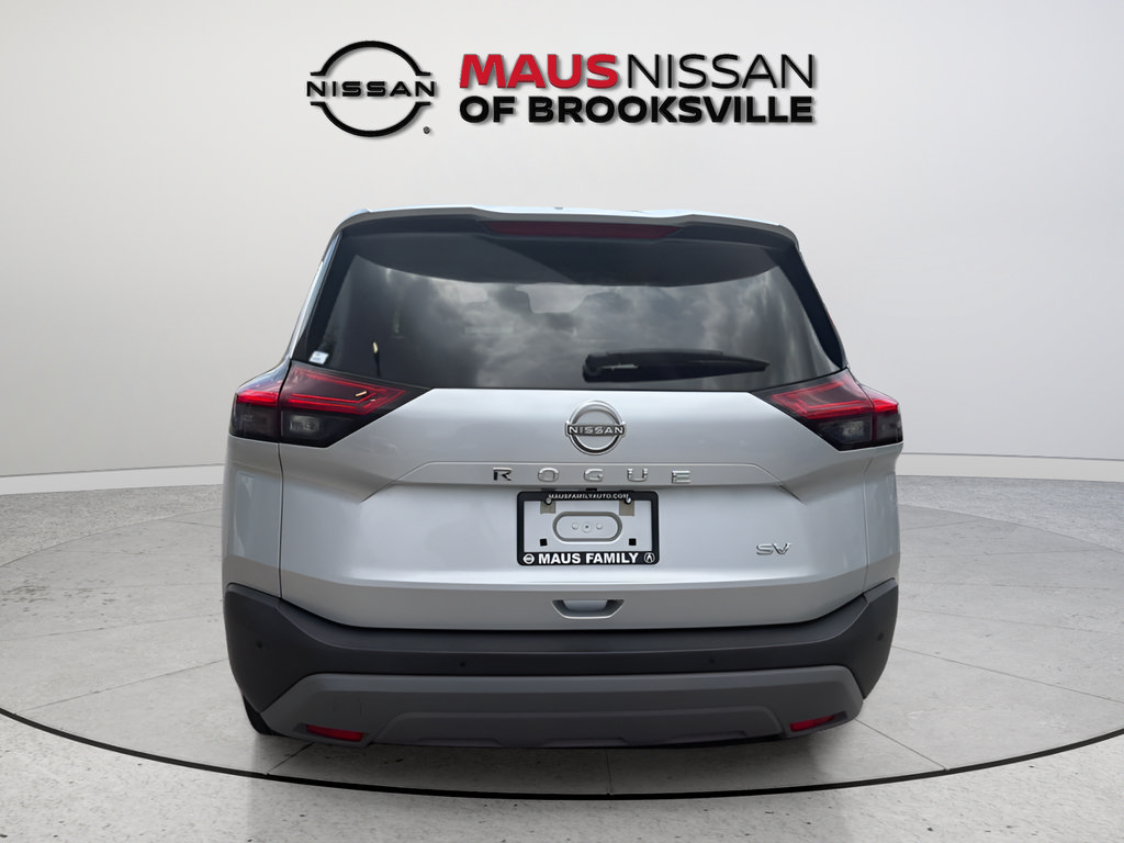 Used 2023 Nissan Rogue SV FWD image 7