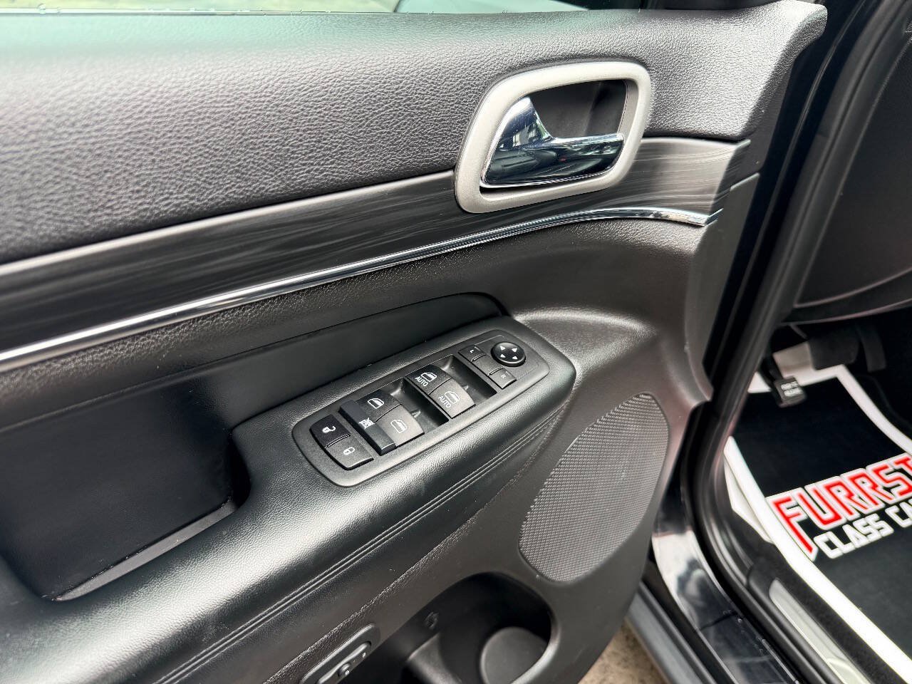 Used 2021 Jeep Grand Cherokee Limited w/ Sun & Sound Group RWD image 14