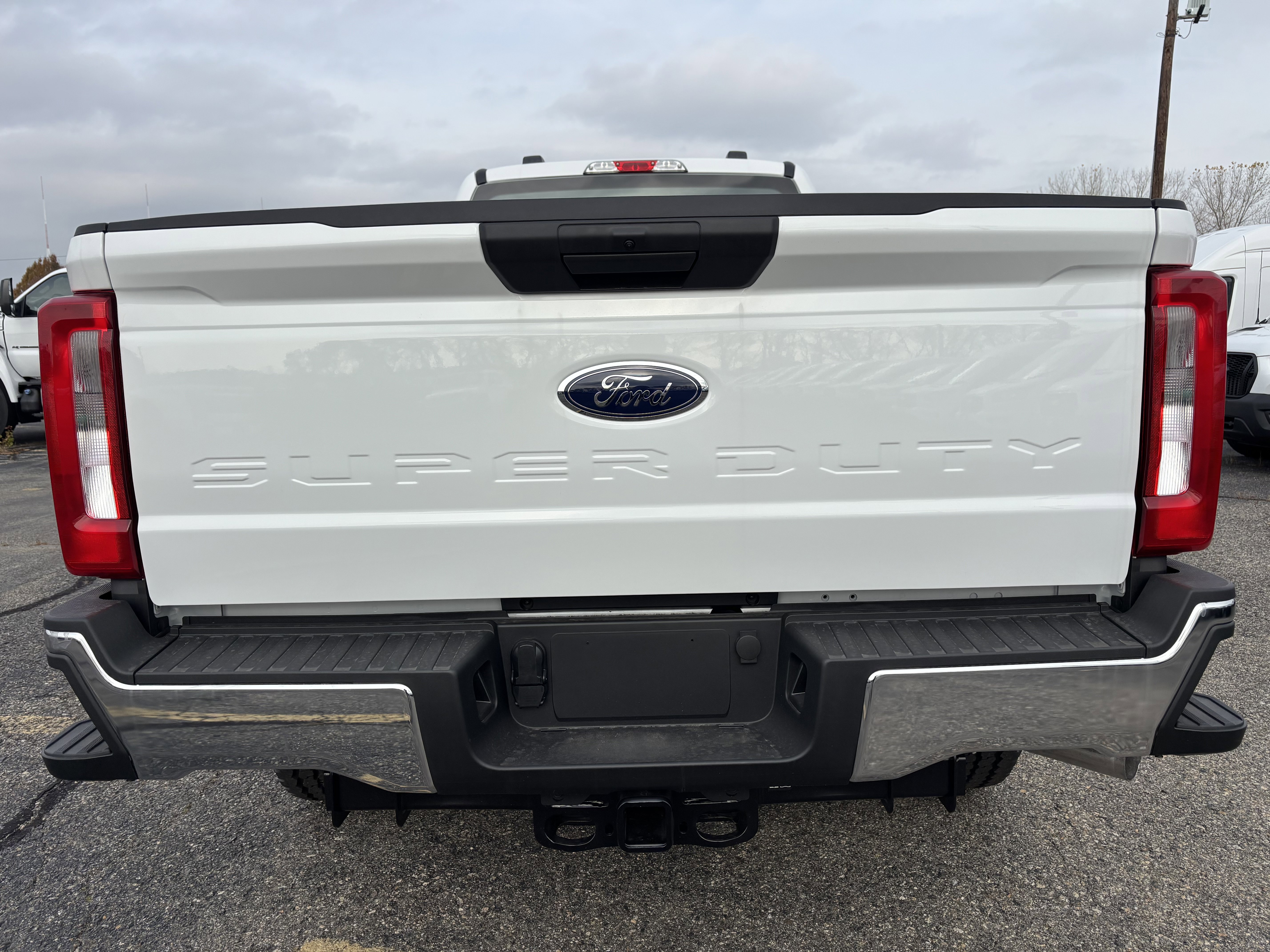 New 2026 Ford F350 XL w/ FX4 Off-Road Package image 8