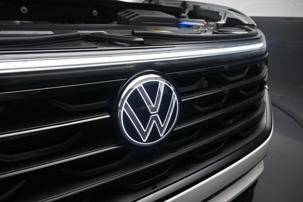 New 2026 Volkswagen Atlas Cross Sport SEL R-Line AWD/4WD image 37