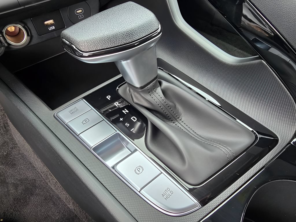 New 2026 Hyundai Elantra Hybrid FWD image 19