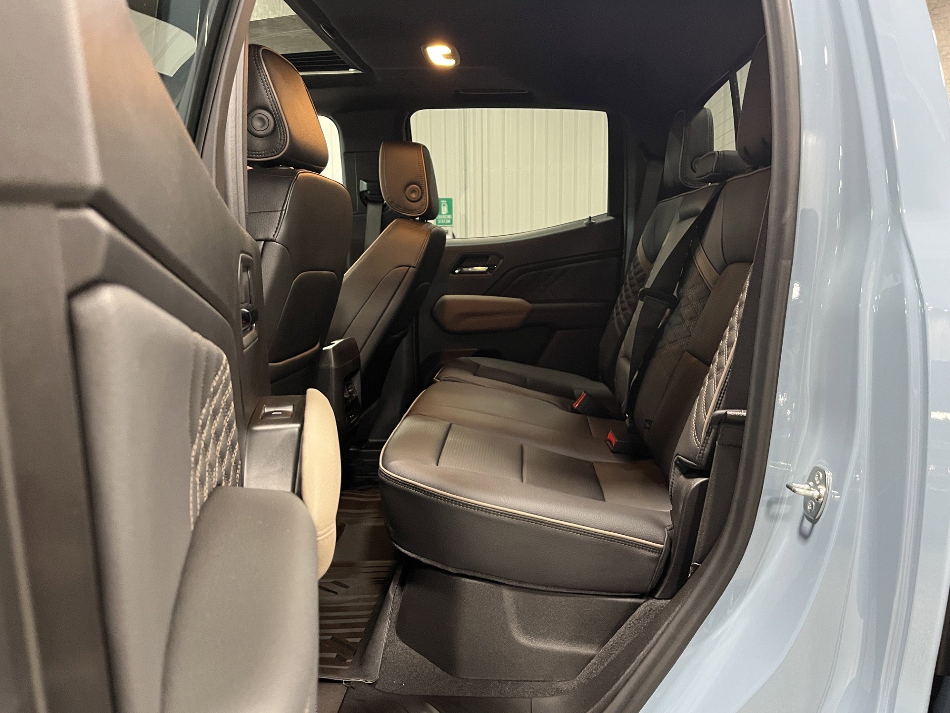 New 2026 GMC Canyon Denali AWD/4WD image 11
