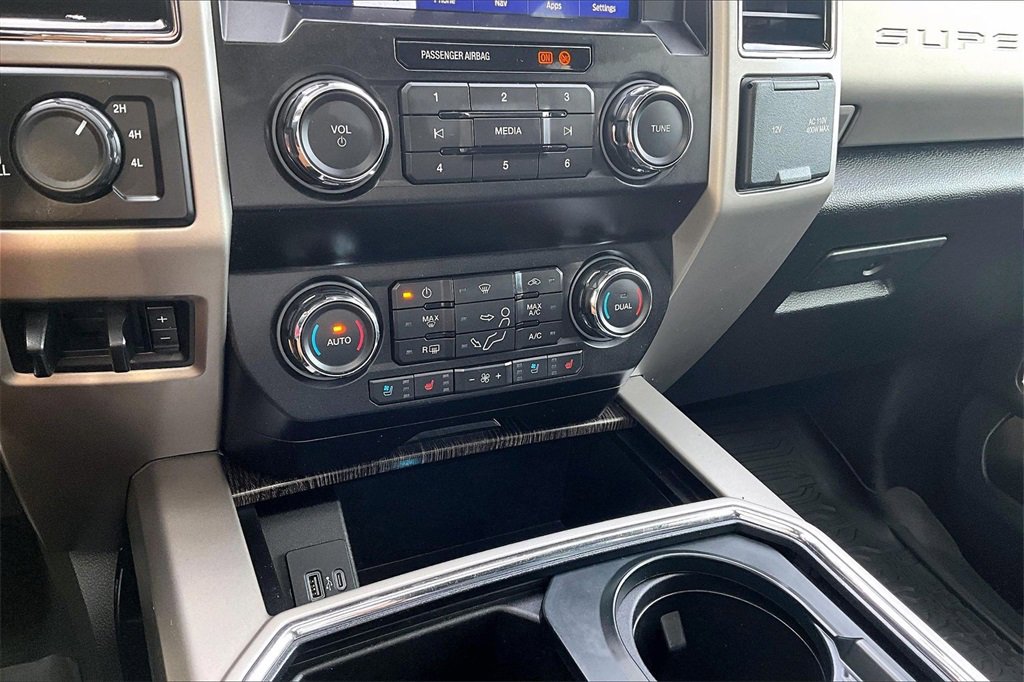 Used 2020 Ford F250 Lariat image 16