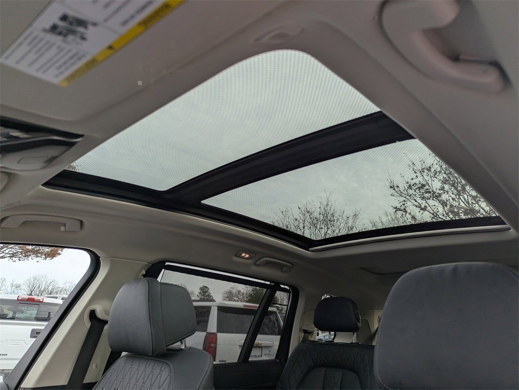 Used 2021 BMW X7 xDrive40i w/ Executive Package image 26