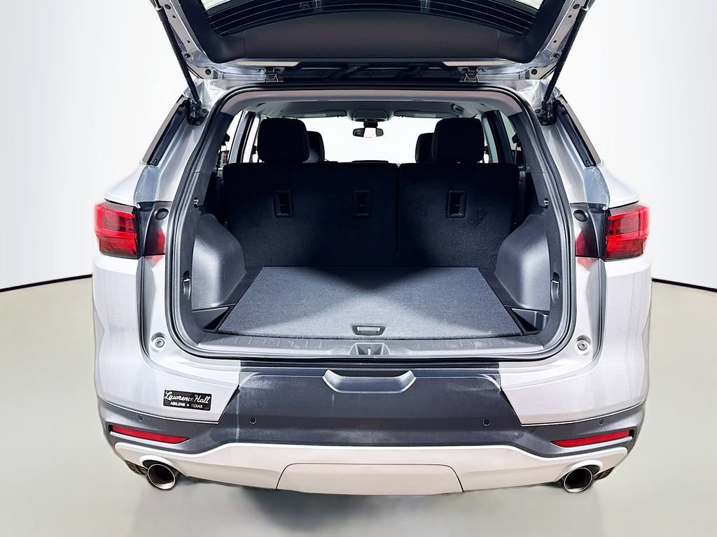 Certified 2026 Chevrolet Blazer LT FWD image 24