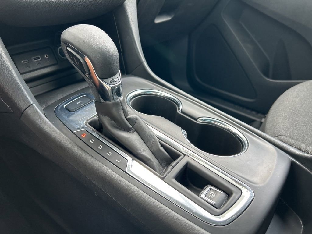 Used 2023 Chevrolet Equinox LT image 29