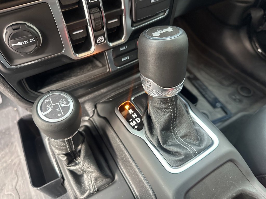 Used 2024 Jeep Wrangler High Altitude image 16