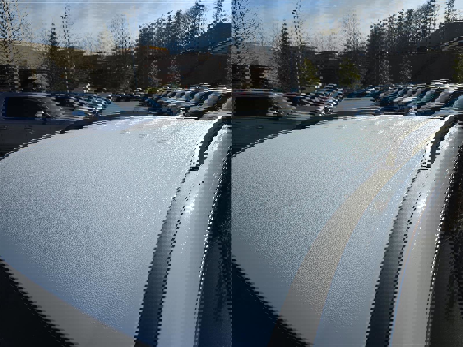 Used 2025 Chevrolet Traverse LT image 9