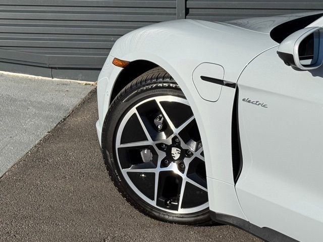 New 2025 Porsche Taycan AWD/4WD image 12