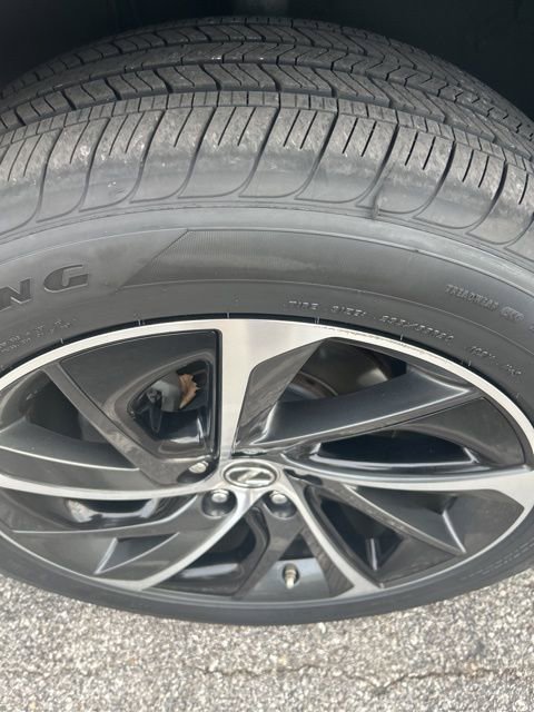 Used 2019 Lexus RX 450h AWD image 2