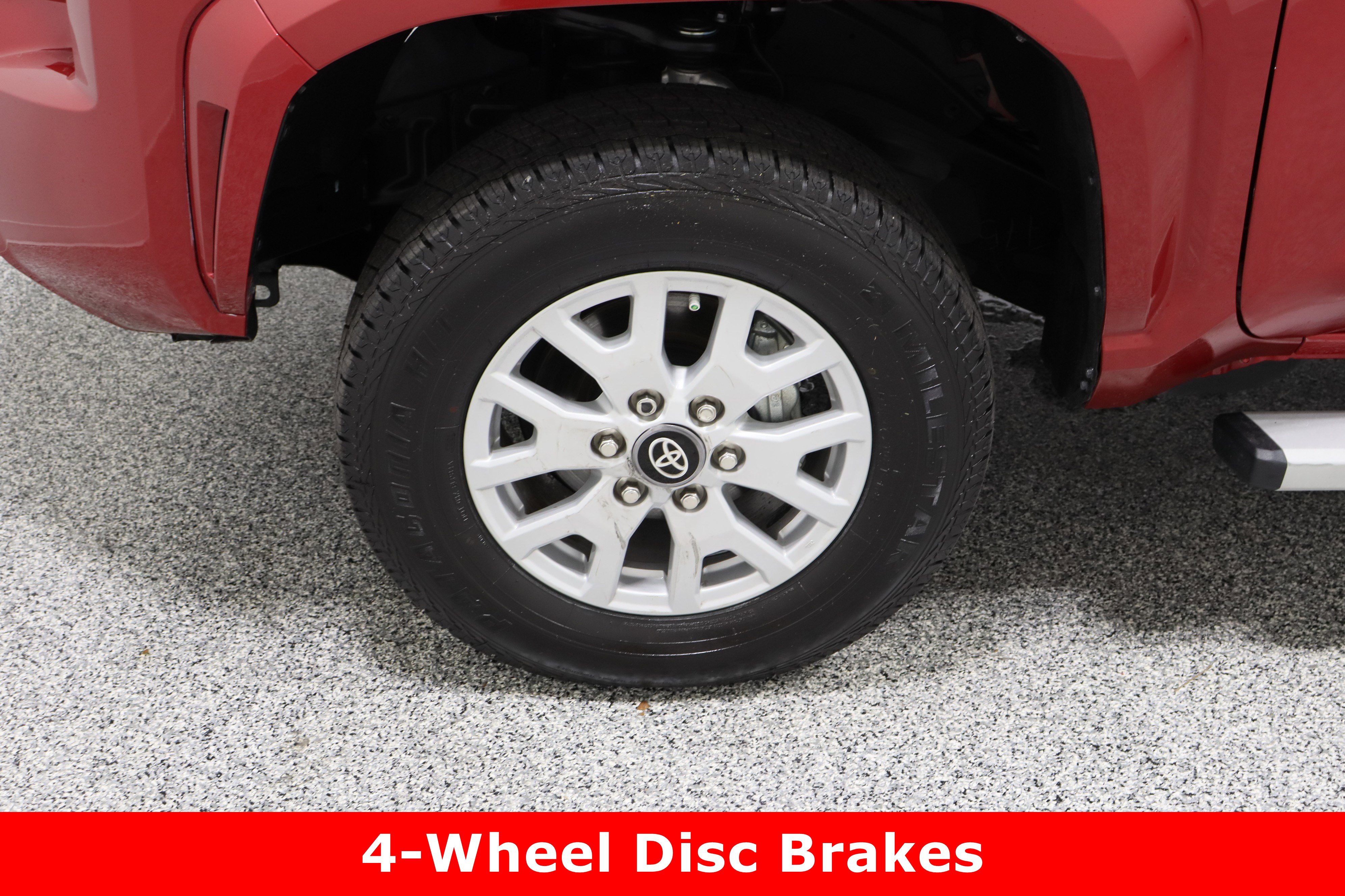 Used 2025 Toyota Tacoma SR5 image 11