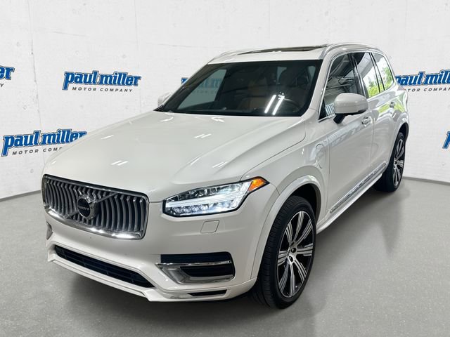 Used 2021 Volvo XC90 T8 Inscription w/ Protection Package Premier AWD/4WD image 1