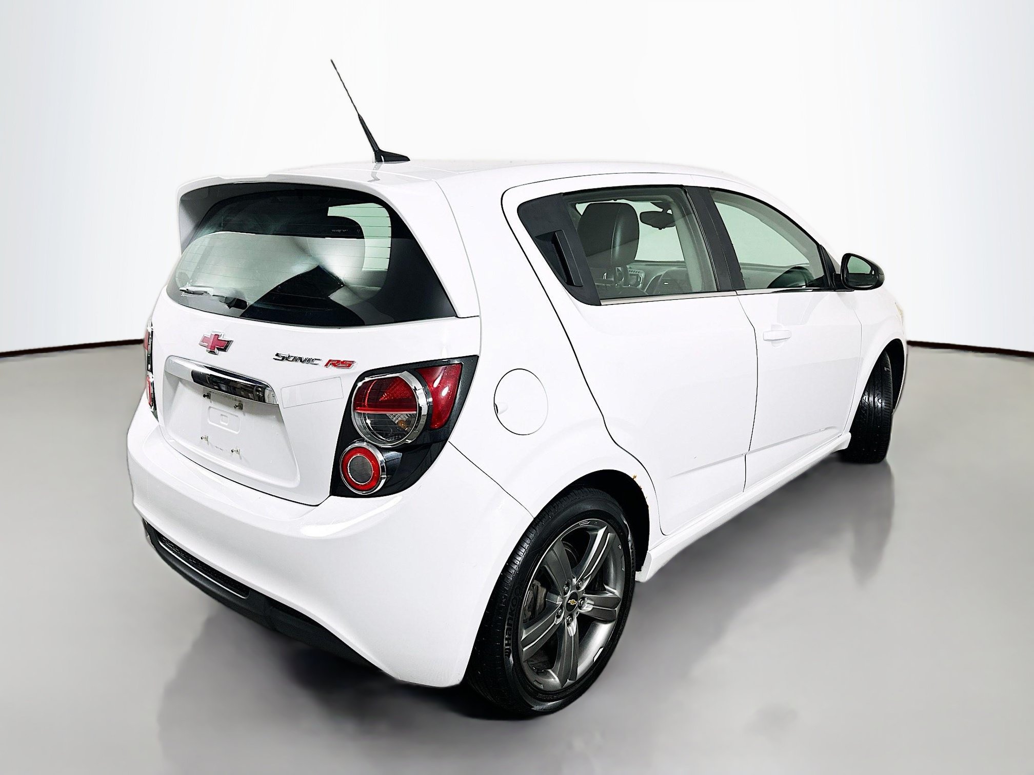Used 2013 Chevrolet Sonic RS FWD image 7
