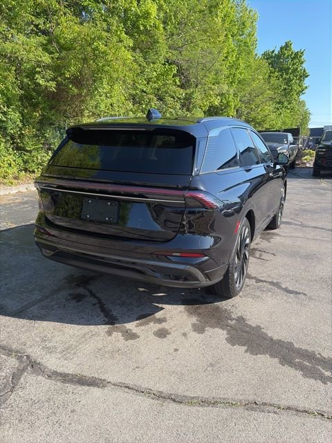 Used 2024 Lincoln Nautilus Black Label w/ Jet Appearance Package (87T) AWD/4WD image 7