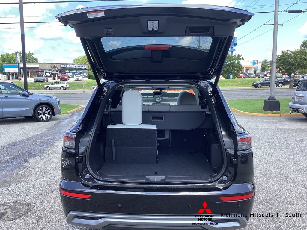 New 2025 Mitsubishi Outlander SEL AWD/4WD image 16