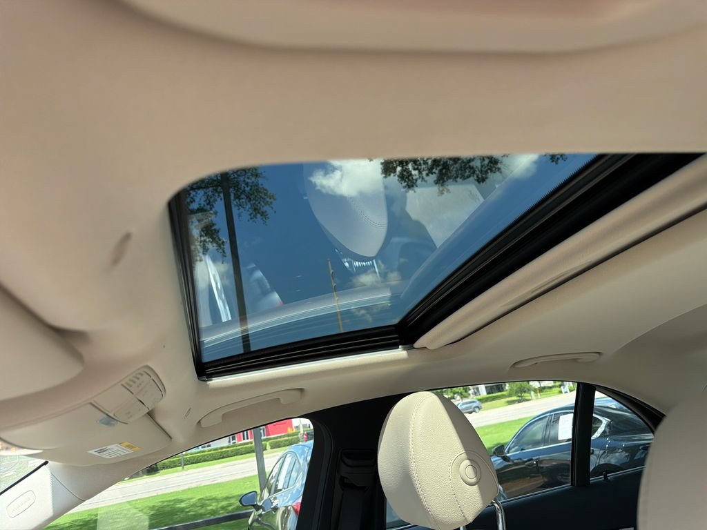 Used 2023 Mercedes-Benz E 350 Sedan image 12