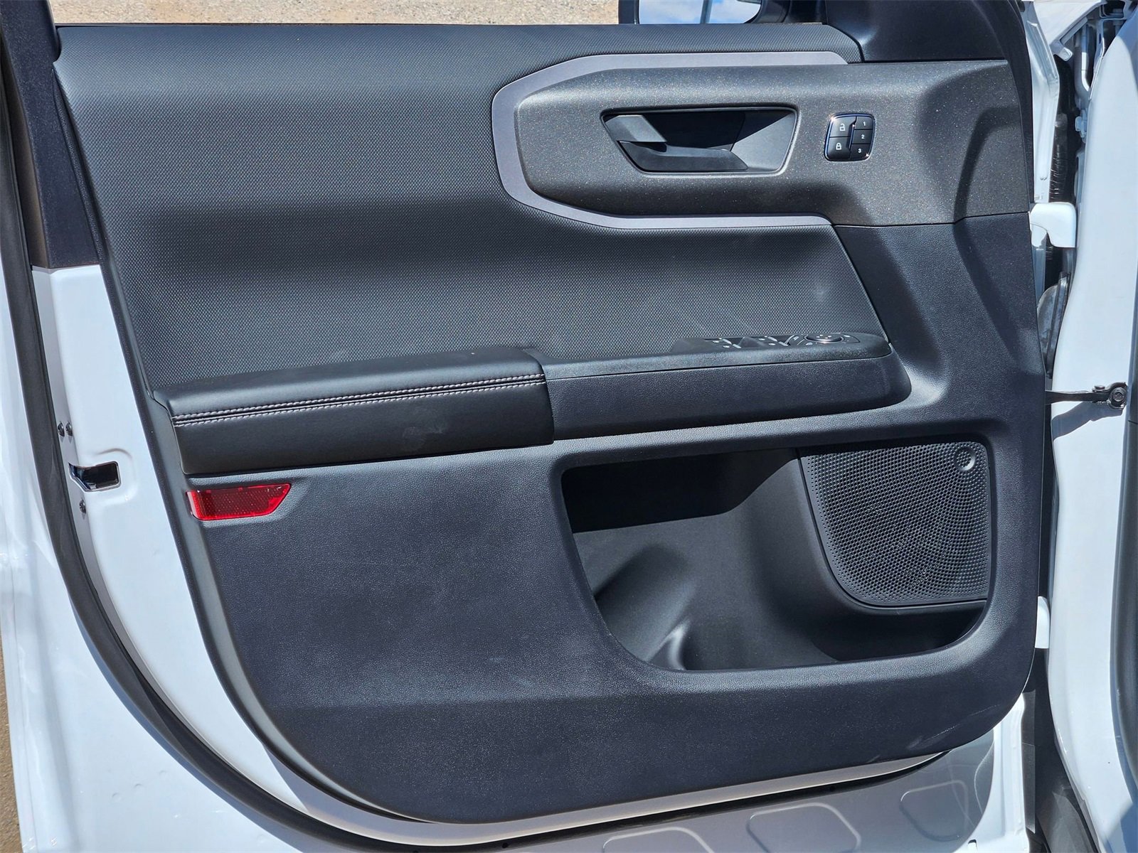 New 2025 Ford Bronco Sport Outer Banks image 13