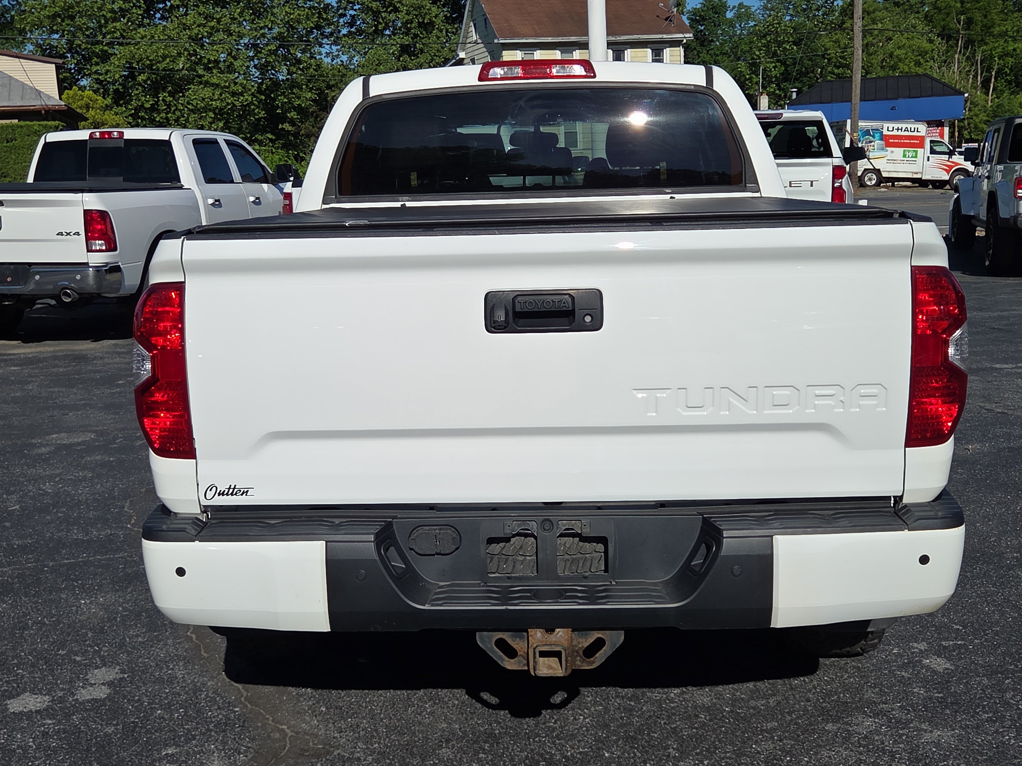 Used 2016 Toyota Tundra Limited w/ Limited Premium Package AWD/4WD image 5