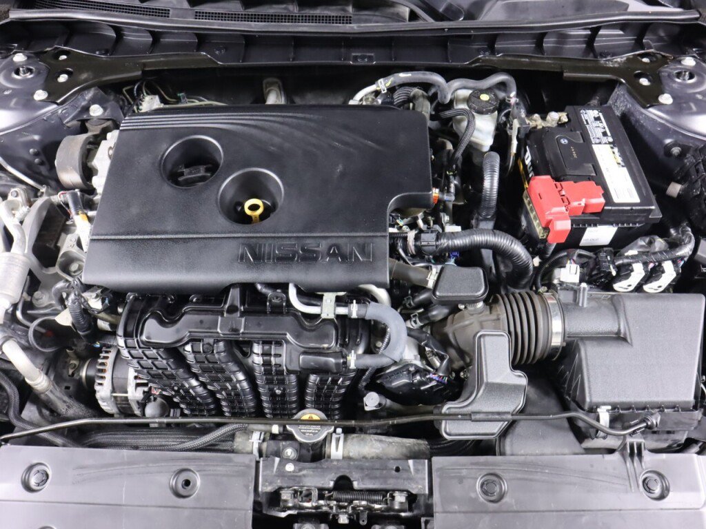 Used 2020 Nissan Altima 2.5 SR FWD image 38