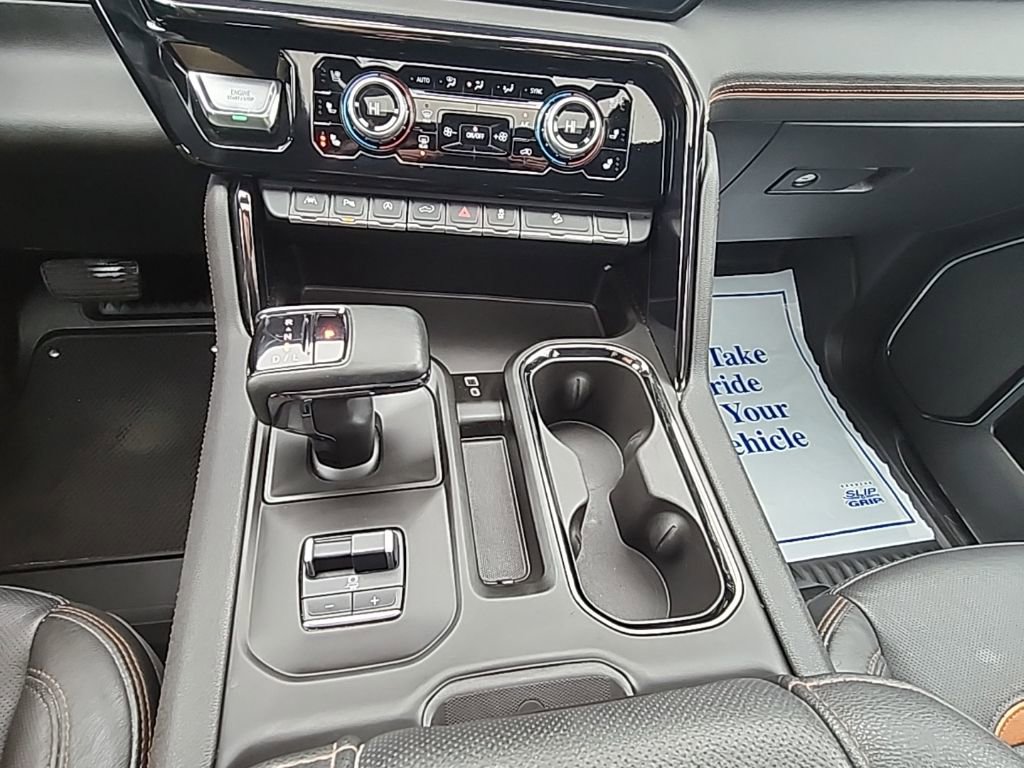 Used 2024 GMC Sierra 1500 AT4 w/ AT4 Preferred Package AWD/4WD image 23