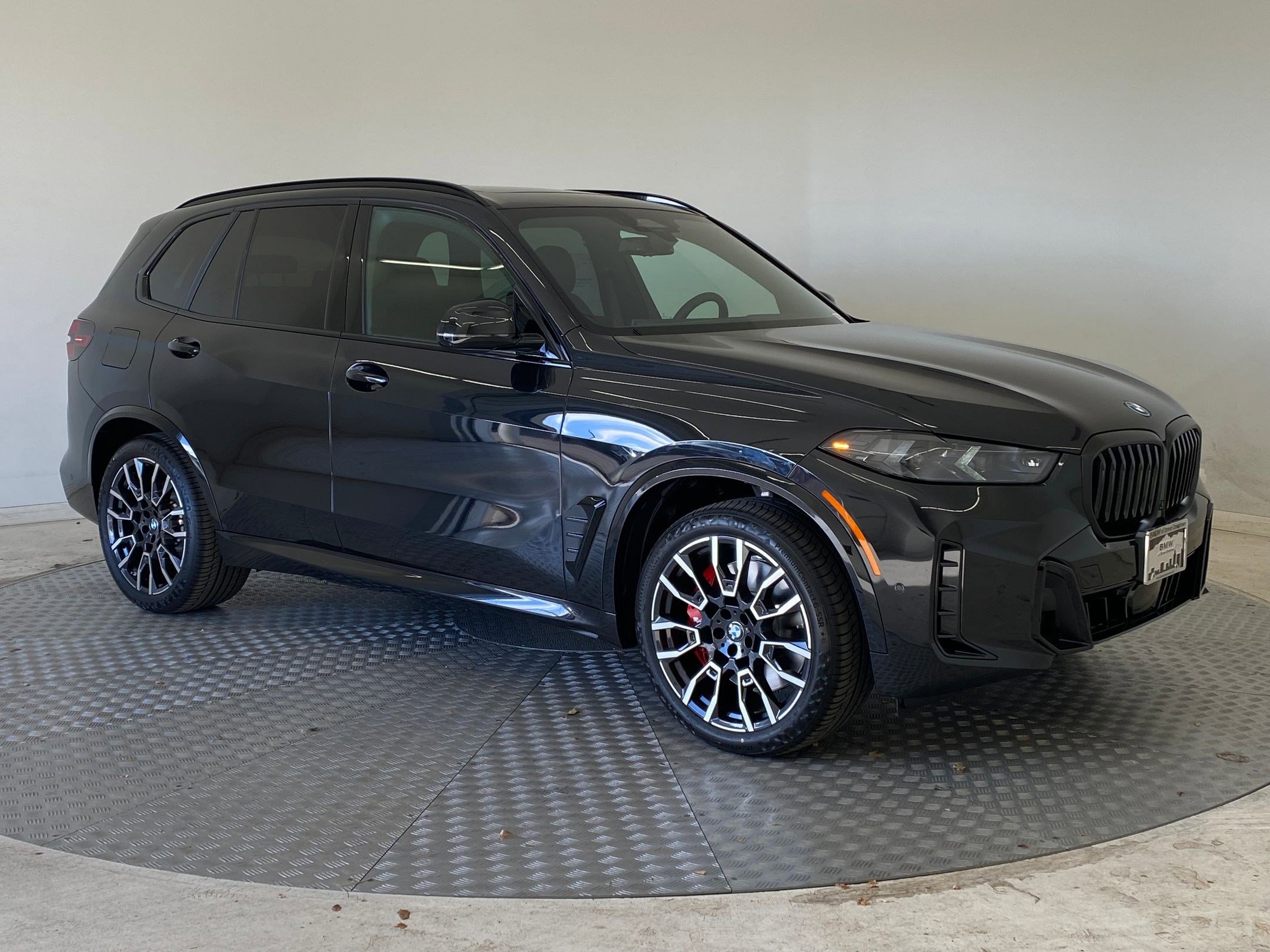 New 2026 BMW X5 xDrive50e w/ M Sport Package image 7
