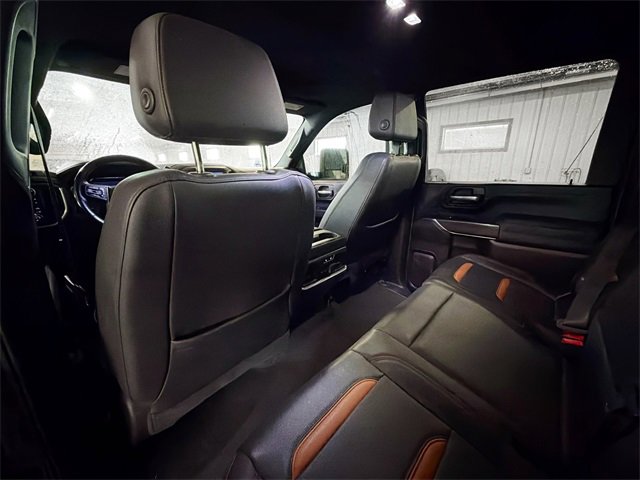 Used 2022 GMC Sierra 2500 AT4 w/ AT4 Premium Plus Package image 9