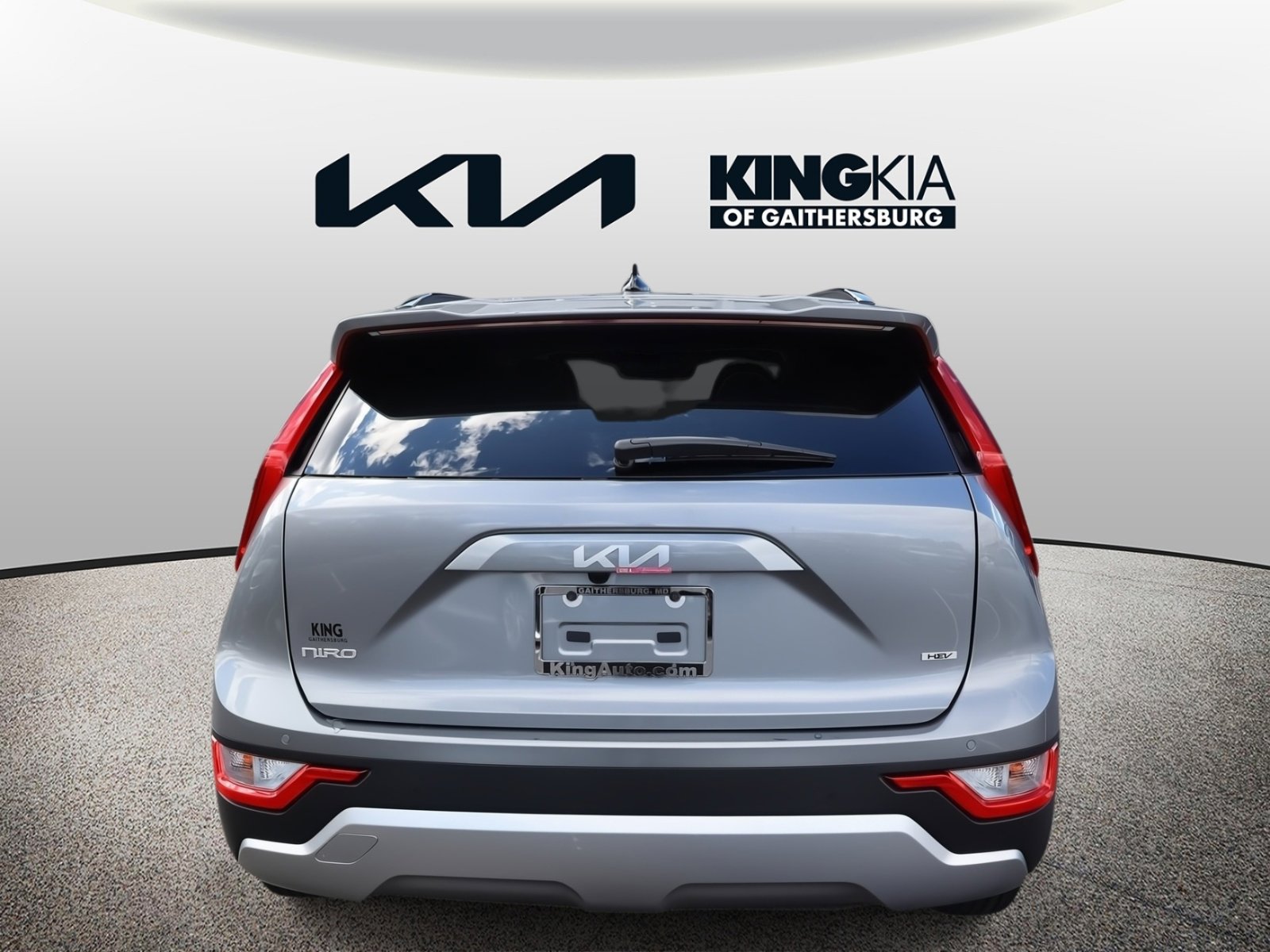 Certified 2025 Kia Niro EX image 4