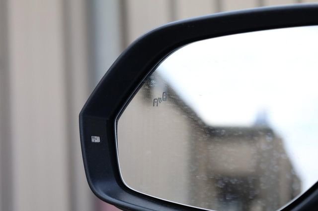 New 2026 Volkswagen Atlas Cross Sport SE image 21