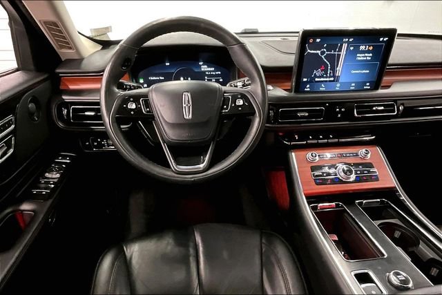 Used 2024 Lincoln Aviator Reserve w/ Class IV Trailer Tow Package image 6