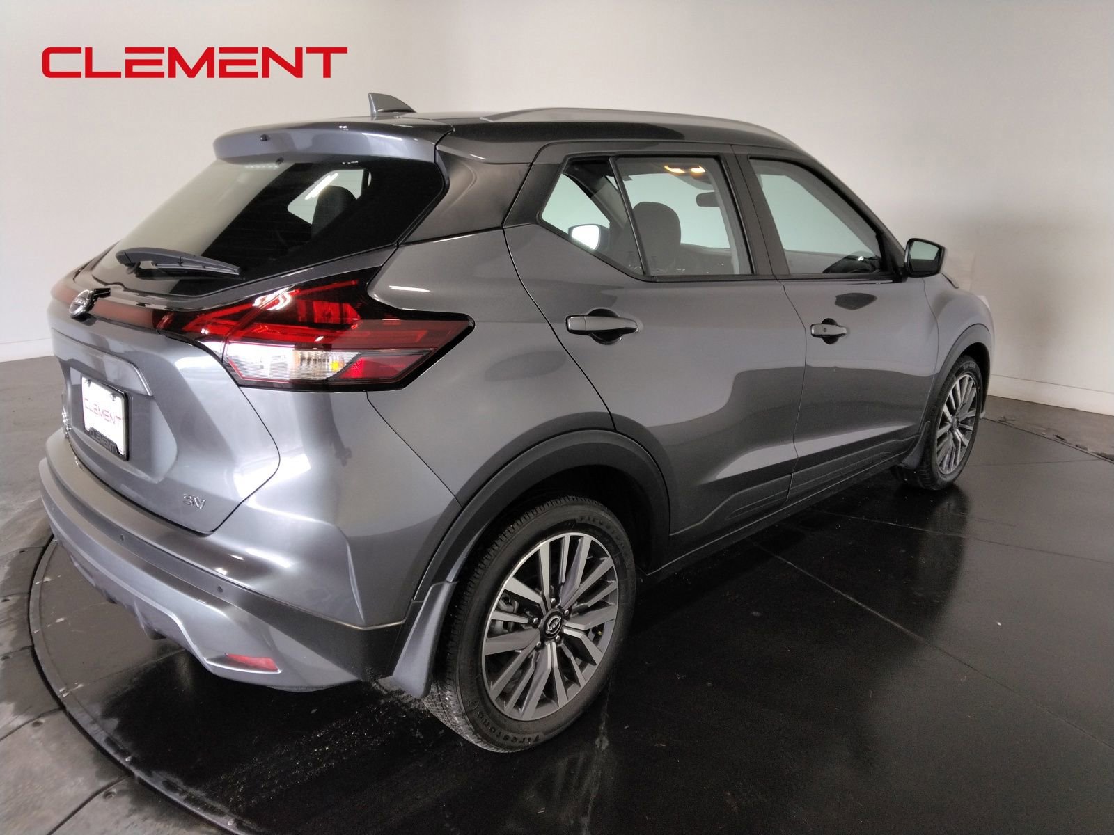 Used 2024 Nissan Kicks SV image 5