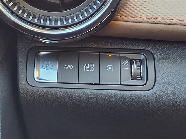 Used 2025 Chevrolet Equinox ACTIV w/ Safety and Technology Package image 11