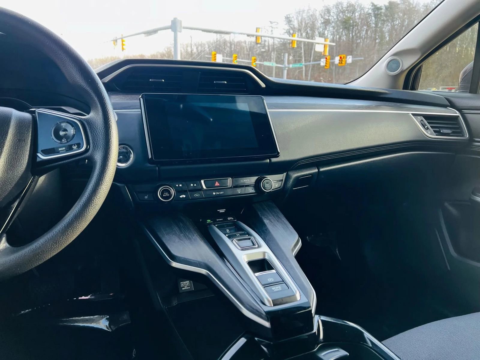 Used 2018 Honda Clarity Plug-In Hybrid image 28