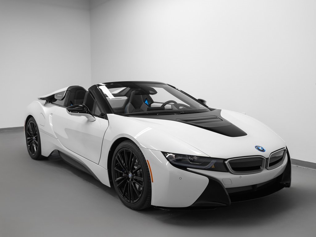Used 2019 BMW i8 image 13