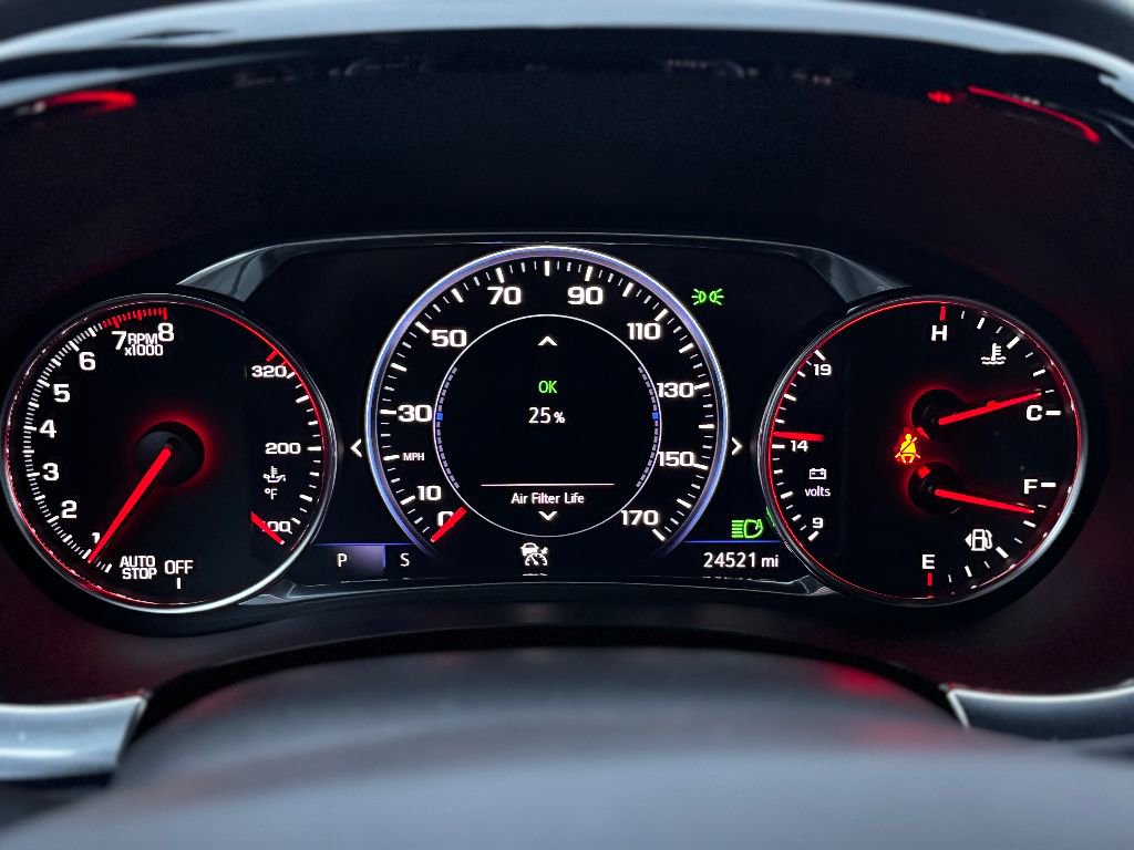 Used 2023 Chevrolet Traverse Premier image 9