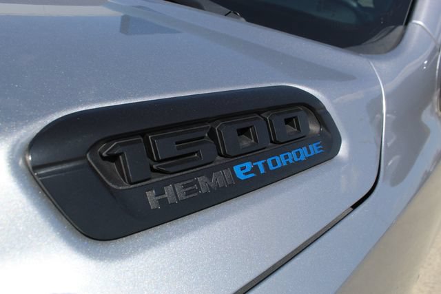Used 2023 RAM 1500 Big Horn AWD/4WD image 9