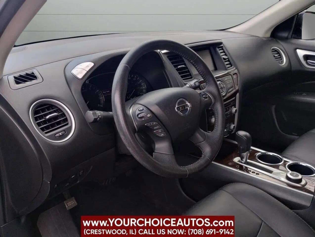 Used 2013 Nissan Pathfinder SL image 32