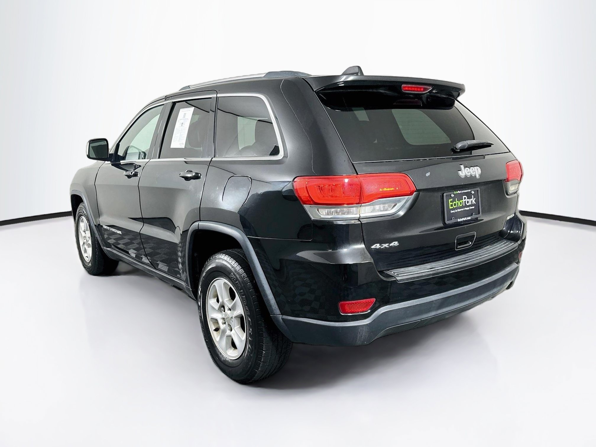 Used 2015 Jeep Grand Cherokee Laredo w/ Quick Order Package 23E AWD/4WD image 5