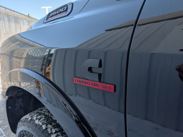 Used 2022 RAM 3500 Limited image 11