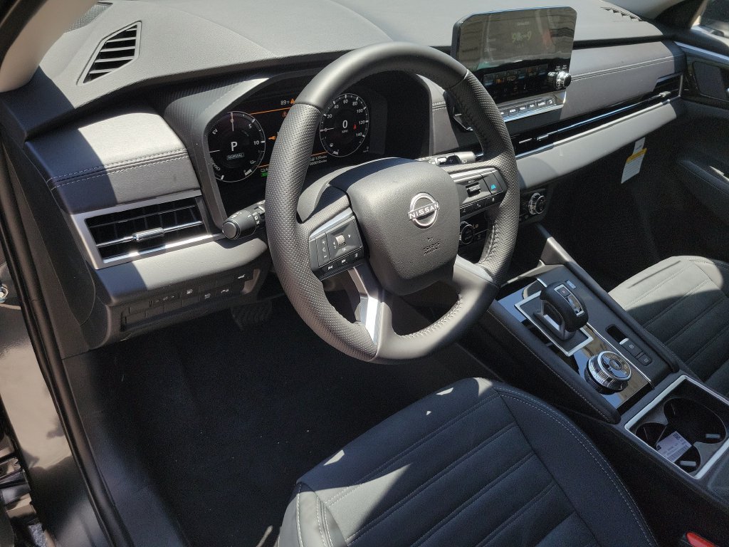 New 2026 Nissan Rogue SL AWD/4WD image 18