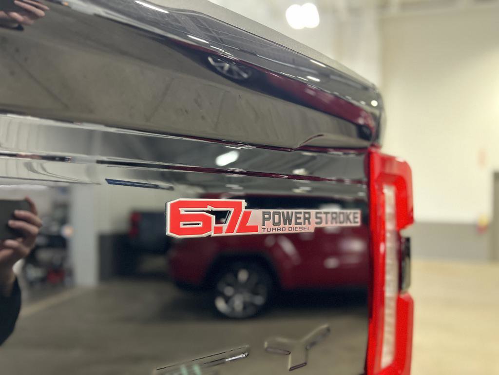 New 2026 Ford F250 Lariat w/ Black Appearance Package image 17