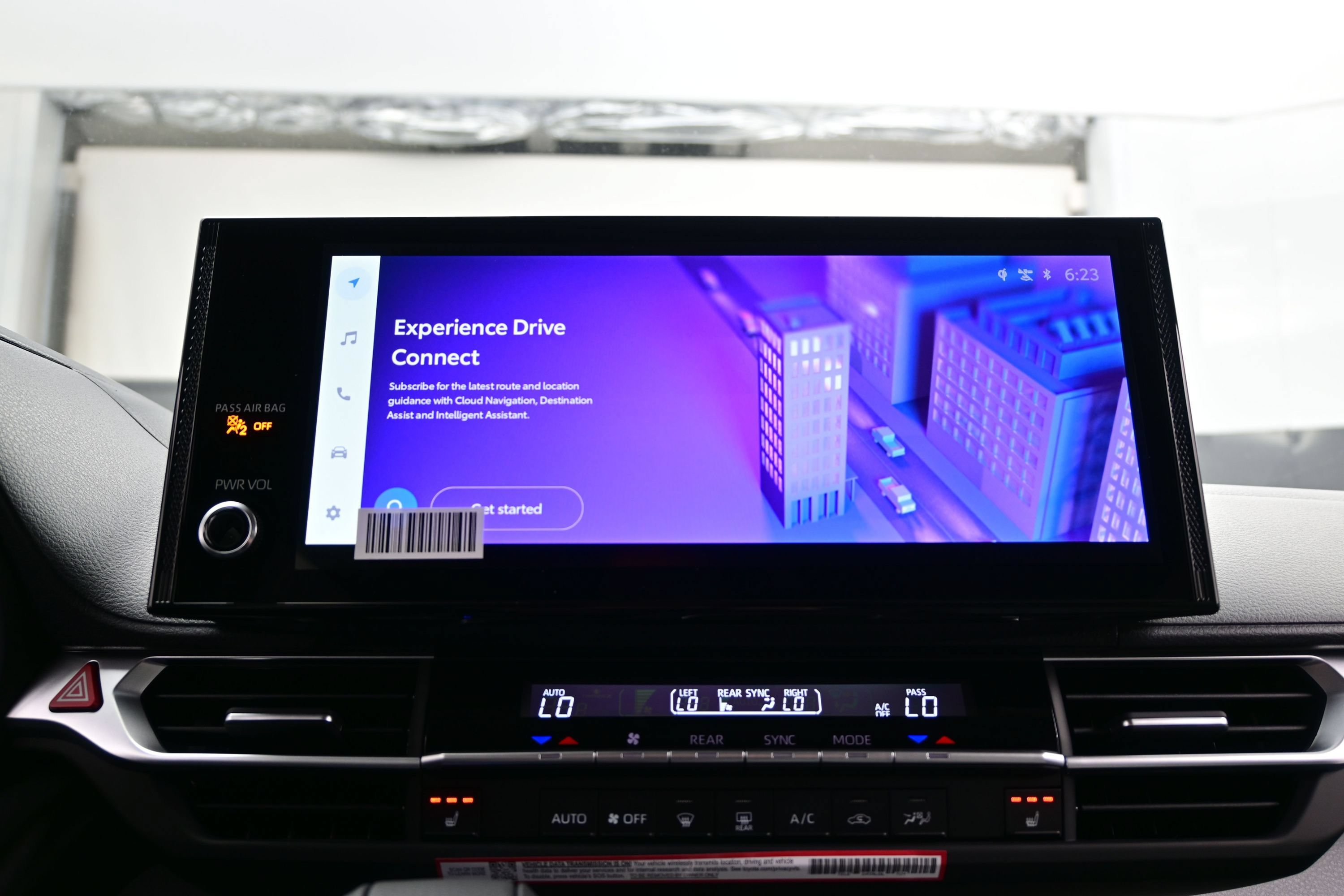 Used 2026 Toyota Sienna XLE FWD image 21