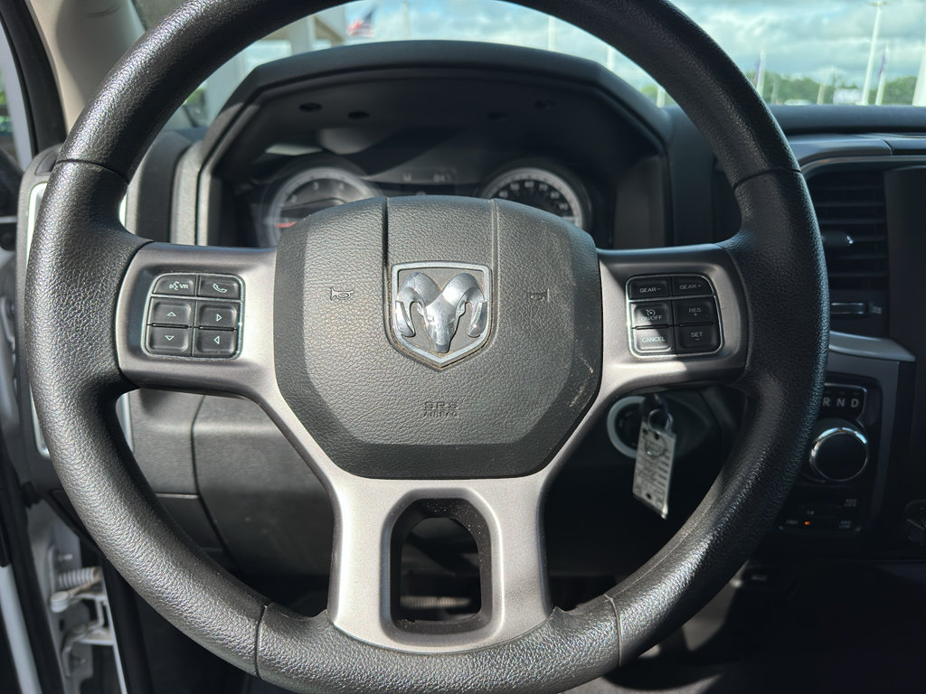 Used 2022 RAM 1500 Classic SLT w/ Protection Group AWD/4WD image 12