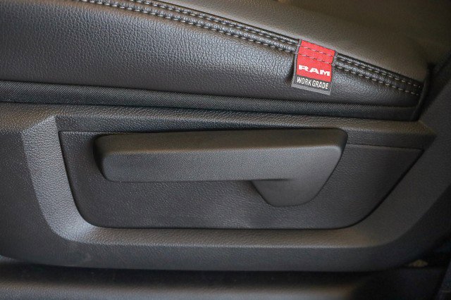 New 2025 RAM 5500 Tradesman w/ Chrome Appearance Group image 10