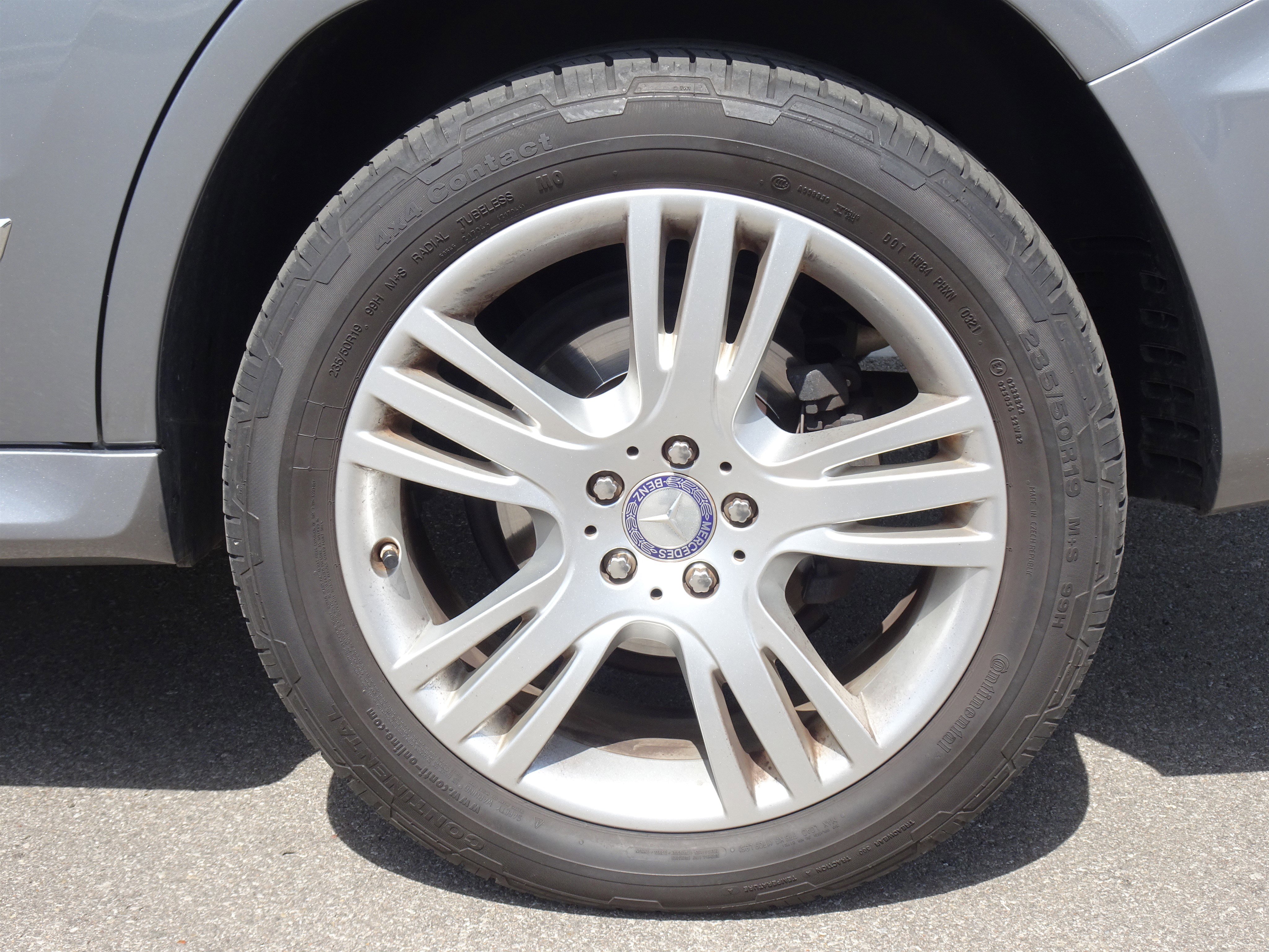 Used 2015 Mercedes-Benz GLK 350 4MATIC image 11