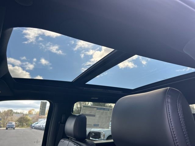 New 2026 Ford F250 Platinum AWD/4WD image 24