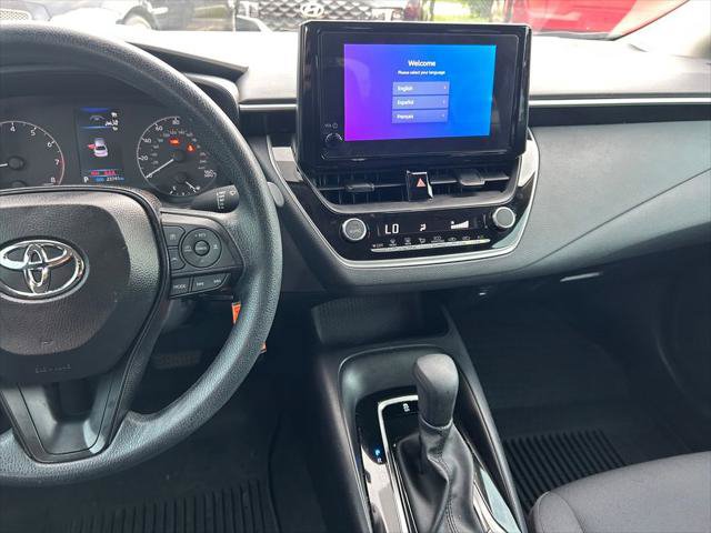 Certified 2025 Toyota Corolla LE FWD image 17