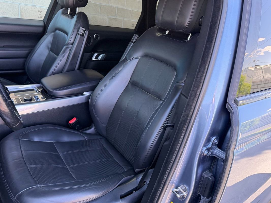 Used 2019 Land Rover Range Rover Sport HSE AWD/4WD image 14