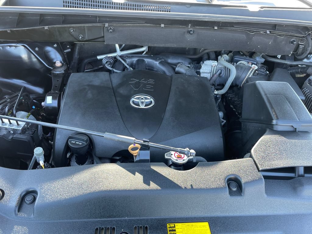 Used 2018 Toyota Highlander SE AWD/4WD image 27