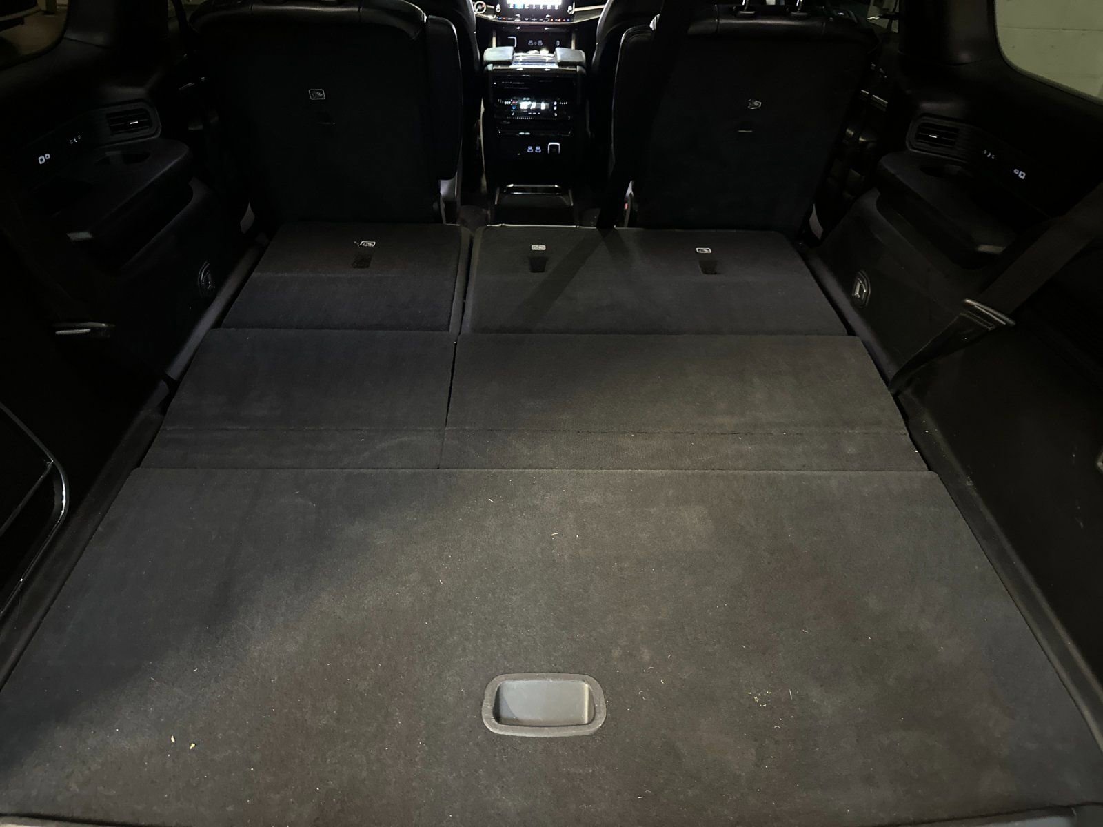 Used 2022 Jeep Wagoneer Series III w/ Premium Group I image 15