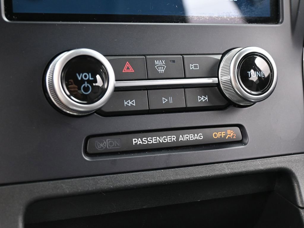 Used 2022 Ford Edge Titanium image 24